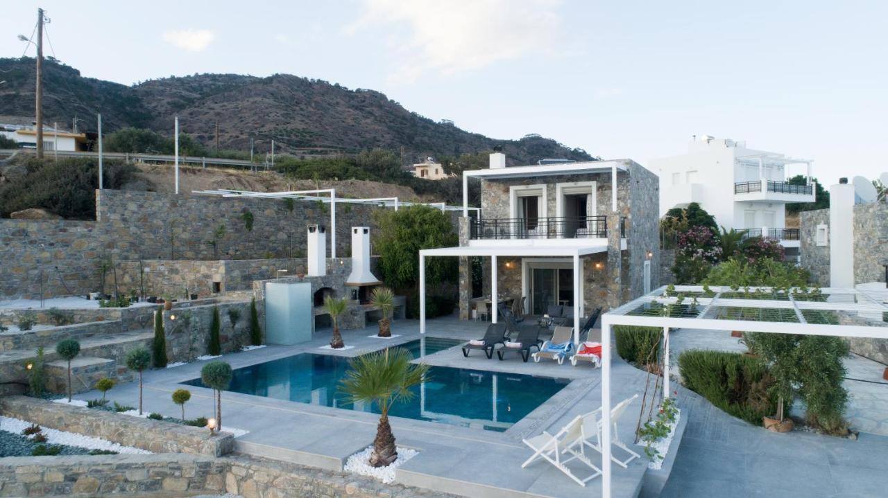 Achlia Beach Villa ภายนอก รูปภาพ