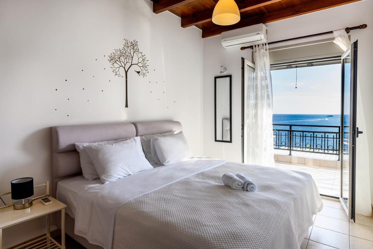 Achlia Beach Villa ภายนอก รูปภาพ